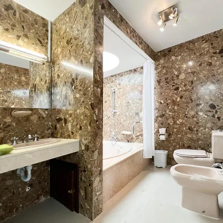 Apartment Island Village *